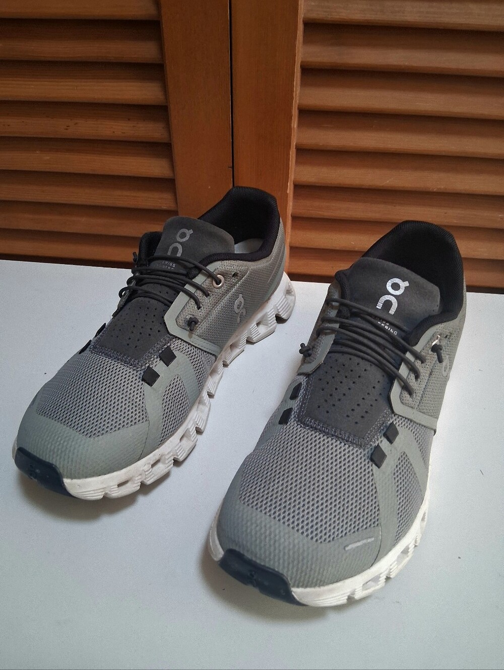 On Cloud 5 Kelp Shadow Women's Running Shoe * Size: 8